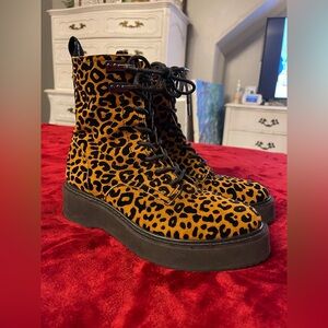 Diane Von Furstenberg DVF In Charge Leopard‎ Ankle Boots 6.5